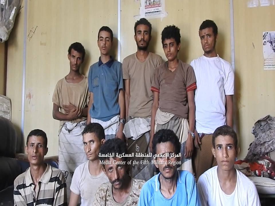 القوات الحكومية تتقدم في "حيران" بحجة وتأسر عشرة مسلحين حوثيين القوات الحكومية تتقدم في "حيران" بحجة وتأسر عشرة مسلحين حوثيين