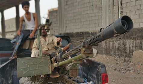 مصادر: بدء استيعاب 12 ألف من أفراد المقاومة الشعبية في عدن ضمن الجيش والأمن مصادر: بدء استيعاب 12 ألف من أفراد المقاومة الشعبية في عدن ضمن الجيش والأمن