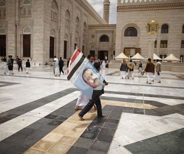 محاولات العودة إلى المربع القديم