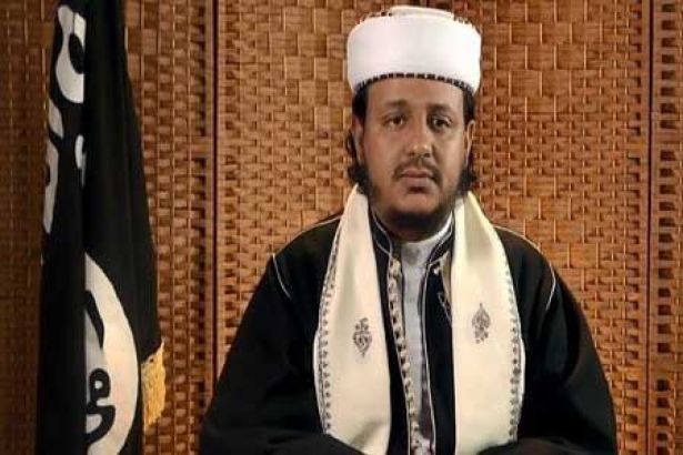 القاعدة تعلن مقتل القيادي حارث النظاري في غارة لطائرة اميركية بدون طيار بشبوة القاعدة تعلن مقتل القيادي حارث النظاري في غارة لطائرة اميركية بدون طيار بشبوة