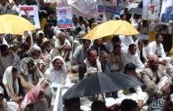  تواصل الاحتجاجات أمام مكتب النائب العام للمطالبة بالإفراج عن معتقلي الثورة