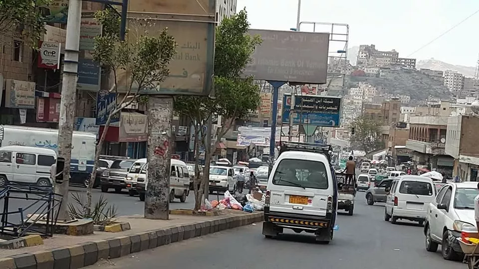 تعز.. اتفاق بين قوات الأمن وكتائب ابو العباس بإنهاء التوتر والاقتتال تعز.. اتفاق بين قوات الأمن وكتائب ابو العباس بإنهاء التوتر والاقتتال