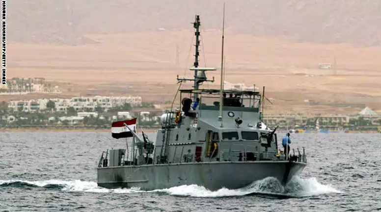 مصر تمدد مشاركة قواتها في «عاصفة الحزم» لـ6 شهور أو «حتى إنجاز المهمة»