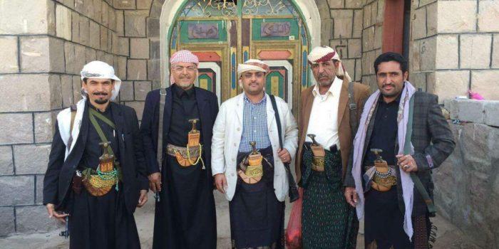 توتر وحشد في قبيلة «آل عواض» بالبيضاء بعد قصف الحوثيين منزل «ياسر العواضي»