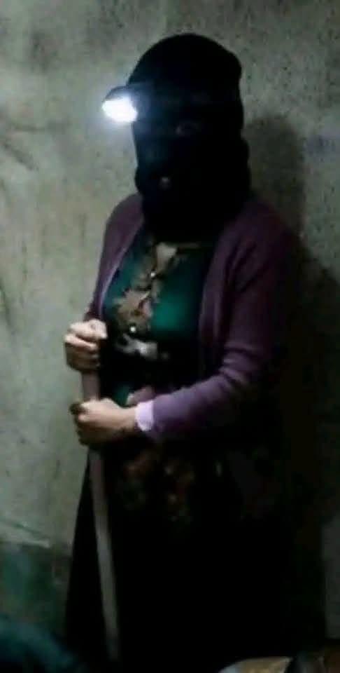 أفرج في وقت سابق عن 3 من المتهمين.. القبض على المتهمة الرئيسية في جريمة تعذيب ومقتل الشاب النجار في إب