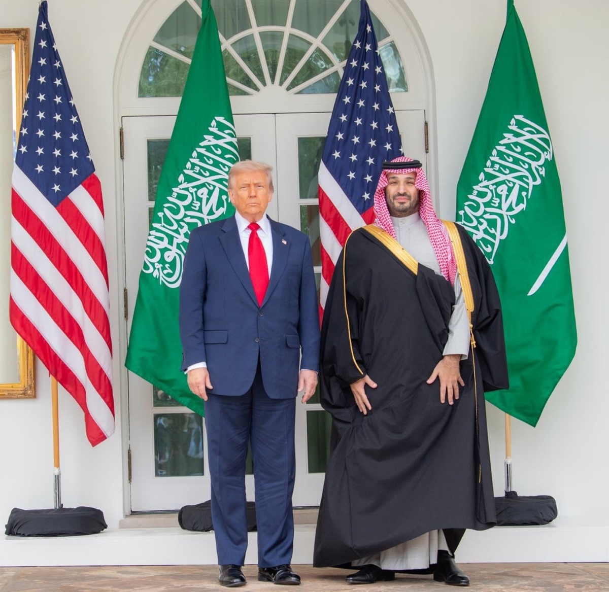 الخارجية الأميركية: نقف بحزم إلى جانب السعودية في مواجهة هجمات الحوثيين المدعومين من إيران الخارجية الأميركية: نقف بحزم إلى جانب السعودية في مواجهة هجمات الحوثيين المدعومين من إيران