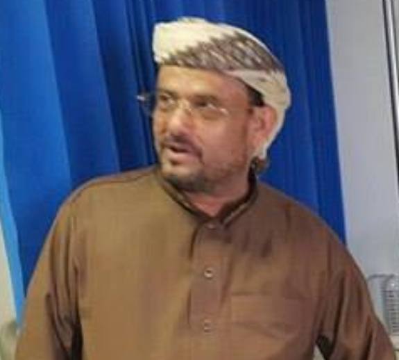 محافظ ريمة  في مواقع الجيش والمقاومة بجبهتي ميدي وحرض بحجة