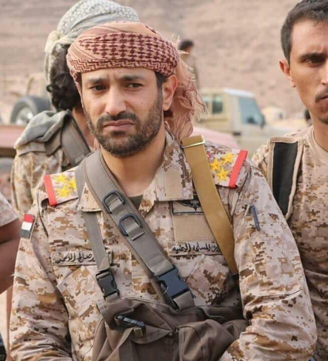 مقتل العميد محمد محمد صالح الأحمر في انفجار قذيفة بمأرب