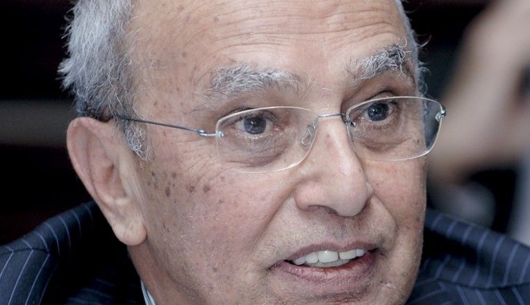 الشرق الاوسط: الإرياني يعتذر عن تولي منصب رئاسة حزب المؤتمر وتوقعات بأن يتم اختيار أحمد عبيد بن دغر