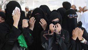 "الحج" السعودية تطلب موظفات 