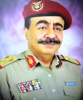 محافظ حضرموت يهاجم الحكومة الشرعية ويتهم المنطقة العسكرية الأولى بالتواطؤ مع الإرهابيين