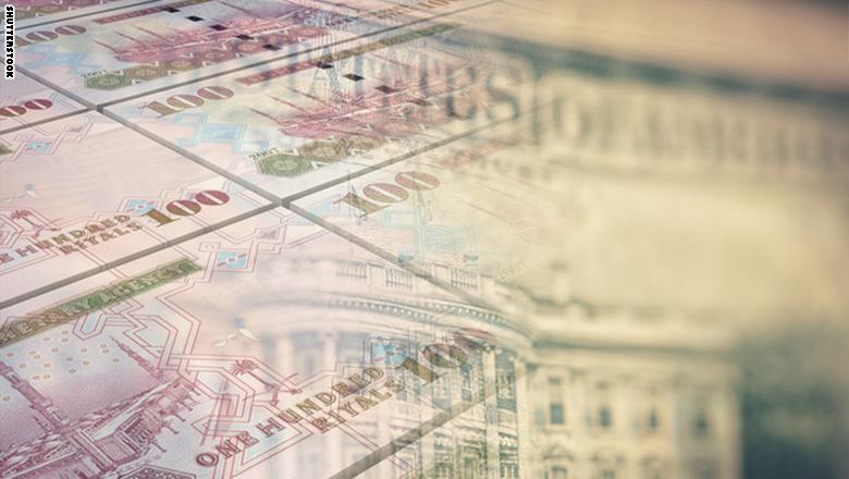 لعبة تخمين بتداعيات مخيفة لواشنطن: كم تتملك السعودية من أمريكا؟