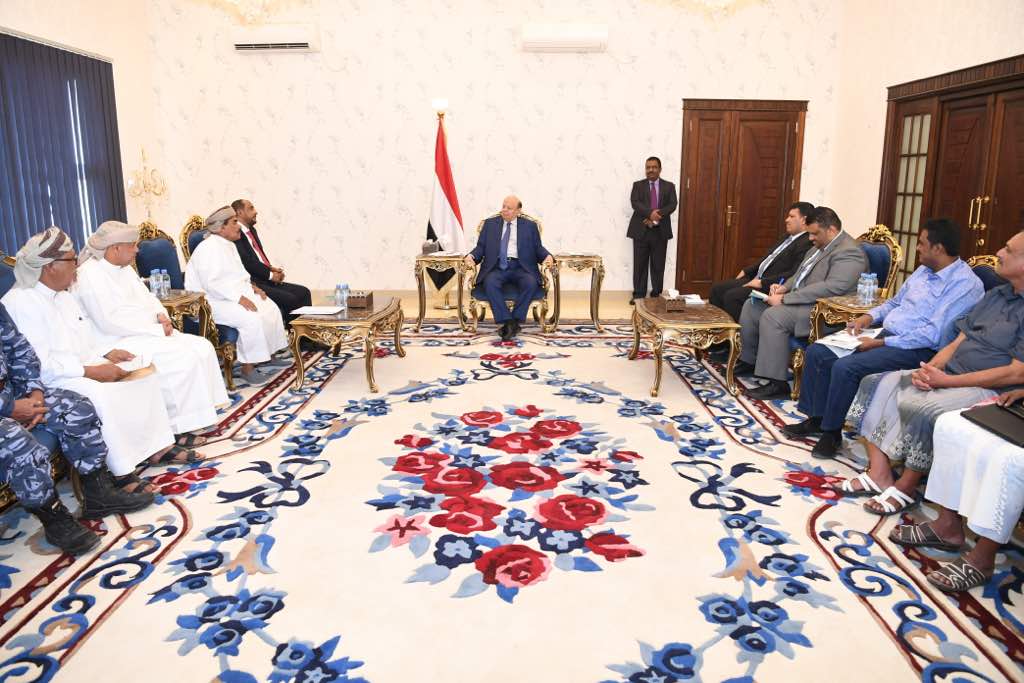 الرئيس هادي يوجه بتشكيل لجنة لبحث الأوضاع والتطورات في المهرة