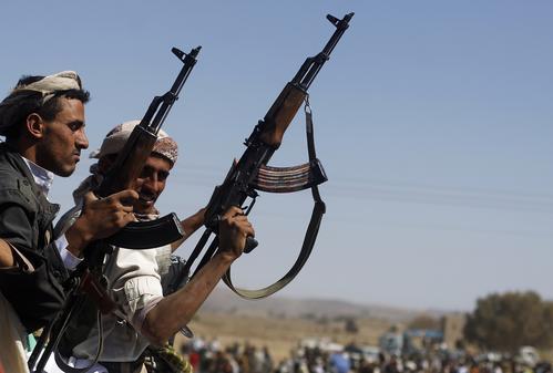 Tribesmen confront Houthi militants tried to storm village in Dhamar - source