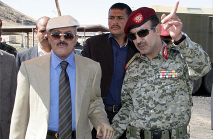 صحفي بريطاني يكشف صفقة نجل صالح السرية مع الحوثيين في روما