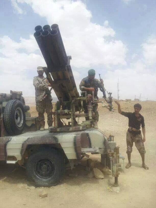 سلاح الجو اليمني يشن غارات على مواقع لمسلحي الحوثي في مارب ومقتل قيادي ميداني للجماعة بالجوف