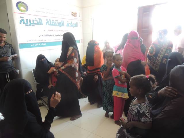 جمعية الاصلاح بالمكلا تستهدف 150 حالة مرضية من نازحي عدن 