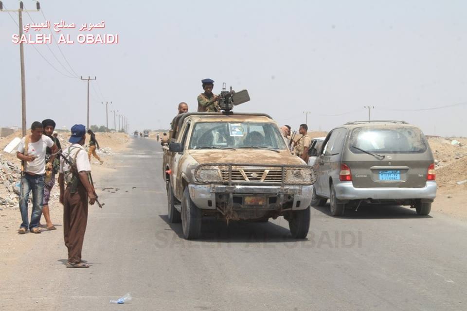 المقاومة الشعبية تحرر غرب مدينة عدن بعد معارك ضارية قُتل فيها قائدها الميداني