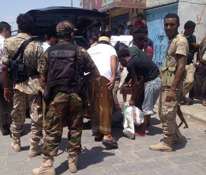 حقيبة لـ«مريض نفسي» تعلن حالة الطوارئ للمسلحين الحوثيين في مدينة الحديدة