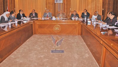 مجلس الشورى يقول إنه «أدى واجبه المناط به قانوناً في اختيار أعضاء هيئة مكافحة الفساد»