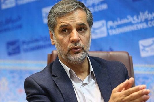 إيران تصف حكومة اليمن «بالعاجزة» وترفض إتهامها بالتدخل في الشأن اليمني 