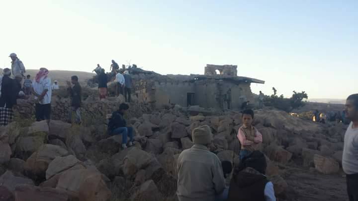 مقتل 11 مدنياً في غارة جوية استهدفت منزلاً في قرية الشرف جنوب محافظة تعز