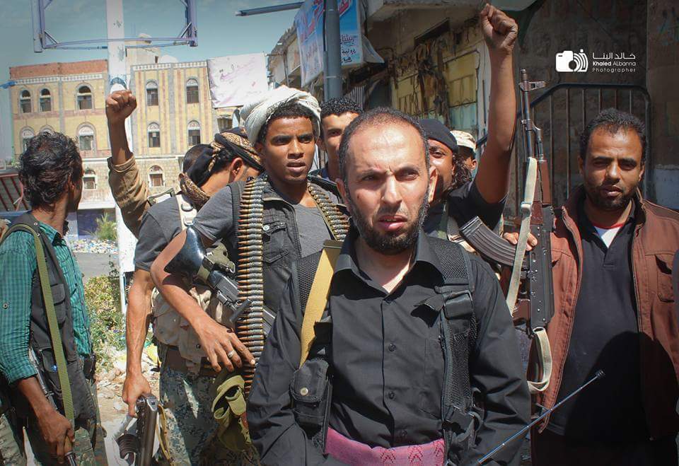 Taiz: confrontations intensify eastern Taiz, Houthis blow up house