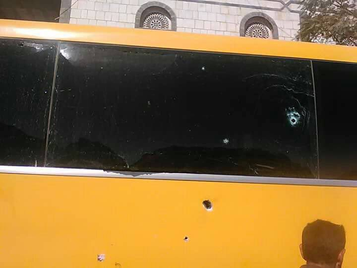 Three civilians killed, others wounded in Houthis bombing on a bus northern al Dali'