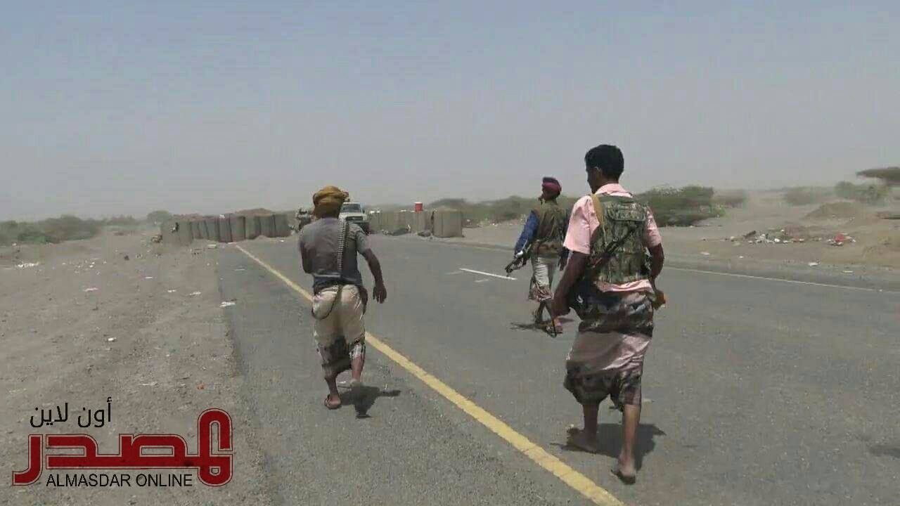 مصدر: مقتل 8 جنود حكوميين و15 حوثياً بمعارك بين الطرفين غربي محافظة تعز