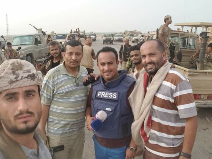 نجاة طاقم قناة "الحدث" من استهداف بقذيفة للحوثيين في الحديدة