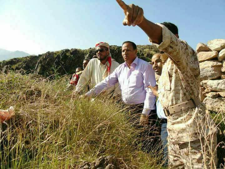 Taiz: Houthis shell government delegation in 17th Brigade - sources 
