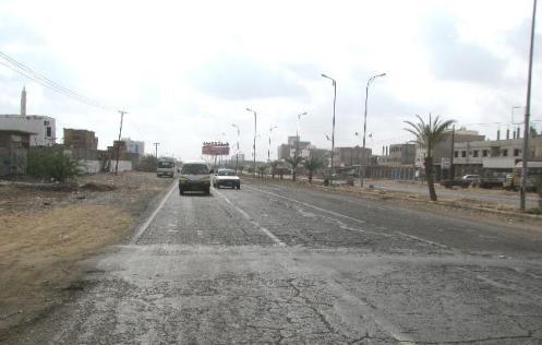 مقتل تاجر من حجة برصاص مسلحين على طريق يصل عدن بلحج