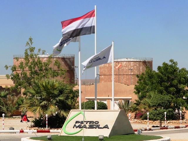 بترومسيلة تقرر وقف العمل بعد أحداث نهب وإطلاق نار طالت الشركة من قبل مسلحي "حلف قبائل حضرموت" 