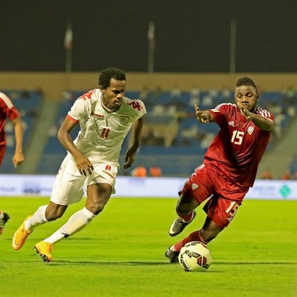 الإمارات تسقط في فخ التعادل أمام عُمان 