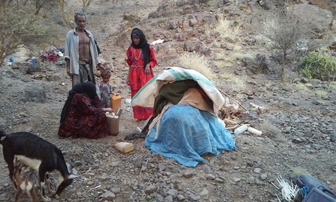 محافظة تعز تستضيف 303 آلاف نازحاً داخلياً بسبب الحرب الدائرة في الساحل الغربي