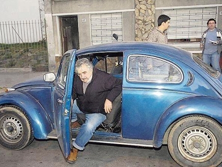 أفقر رئيس دولة بالعالم يتقاضى 1250 دولاراً شهرياً 
