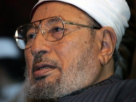 القرضاوي بأول تعليق على وضعه بقوائم الانتربول: عمري 88 عاما ولم أغادر قطر.. فهل طرت بالسماء؟