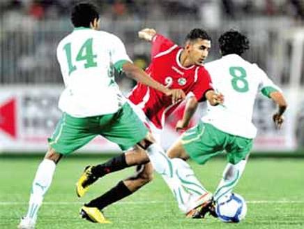 اليمن تودع بطولة كأس الخليج الـ21 في البحرين بعد خسارتها أمام العراق بهدفين نظيفين 