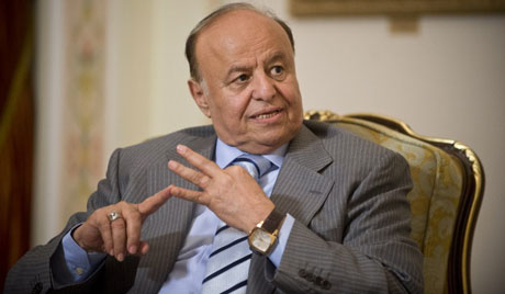 الرئيس هادي يحث قيادة الجيش على الشراكة مع مسلحي جماعة الحوثيين 