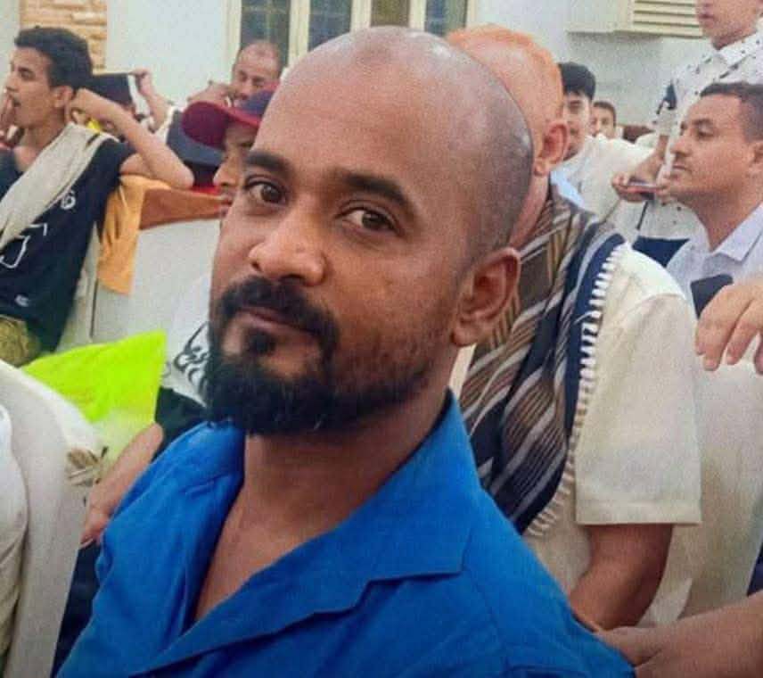 عدن.. اغتيال رئيس حي في دار سعد برصاص مسلحين والأجهزة الأمنية تعلن ضبط متهمين بالتنسيق مع أمن أبين عدن.. اغتيال رئيس حي في دار سعد برصاص مسلحين والأجهزة الأمنية تعلن ضبط متهمين بالتنسيق مع أمن أبين