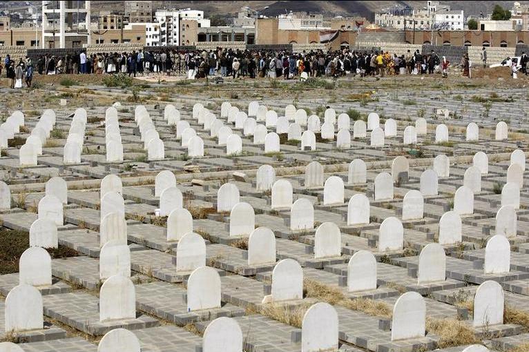 تشييع أربعة من منتسبي اللواء 310 والشرطة العسكرية سقطوا في مواجهات مع الحوثيين