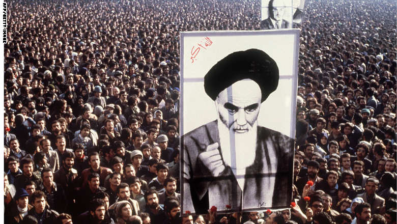 احتفال في صنعاء وآخر في إيران بذكرى الثورتين
