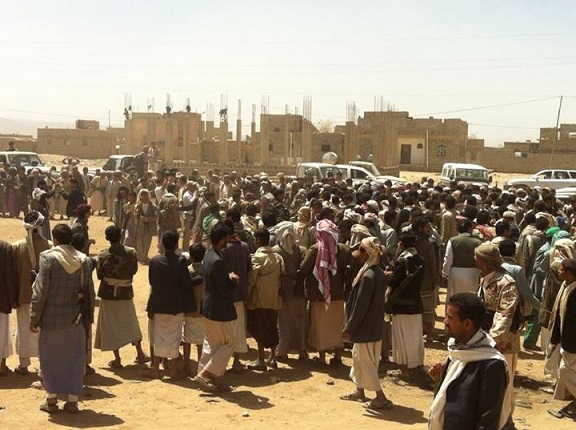 مواجهات عنيفة في محيط جبلي ضين وريان وقصف متبادل بين الجيش والحوثيين في همدان وعيال سريح