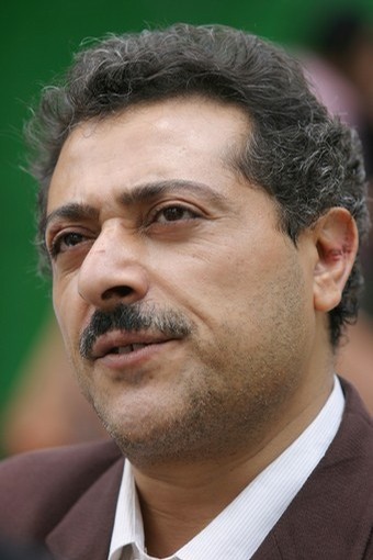 مسلحون مجهولون يغتالون الصحفي عبدالكريم الخيواني بجوار منزله في العاصمة صنعاء