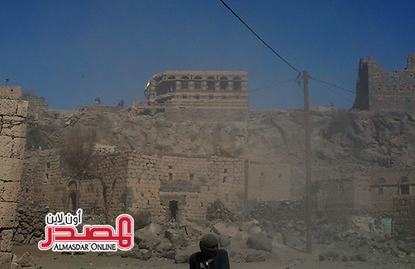 مصادر: مقتل وجرح عشرات الحوثيين بتفجير انتحاري وهجوم لتجمعين لهم في رداع بالبيضاء