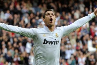 إصابة رونالدو تعجل من تعاقد ريال مدريد مع سترلينج