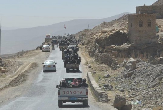 الحوثيون يطالبون بإقالة مسؤولين محليين وعسكريين وأمنيين وإخراج الجيش.. ومسؤول: هادي انزعج من التحكيم