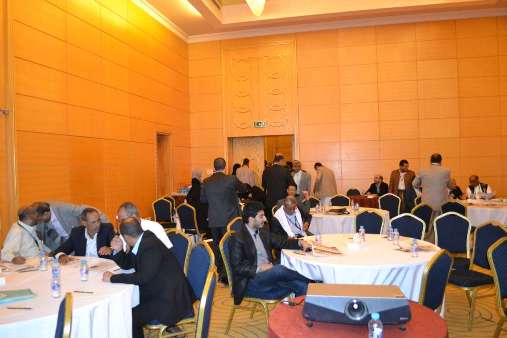 فريق القضية الجنوبية بمؤتمر الحوار يطرح 11 مطلباً للتهيئة