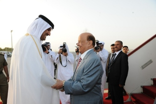 الرئيس اليمني يزور الدوحة لتقديم تهانيه لأمير قطر الجديد
