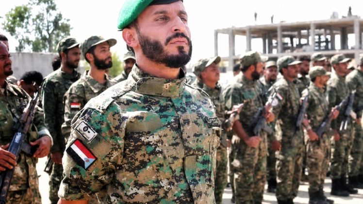 "الأمن الوطني" يعلن توقيف الضابط مازن حازب ويحقق في اتهامات متداولة باستغلال النفوذ وابتزاز فتيات في عدن